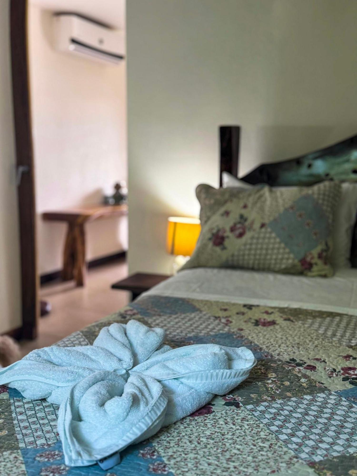 Cocobolo Beach Boutique Hotel San Juanillo Exteriör bild